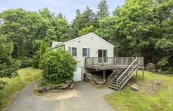 27 Kenney Field Drive, Boothbay Harbor, ME 04538