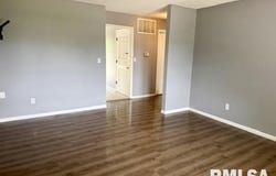 2811 MONMOUTH Court, Springfield, IL 62704