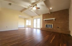 2426 Woodside Drive, Grand Prairie, TX 75052