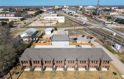 100 33rd W, Bryan, TX 77803