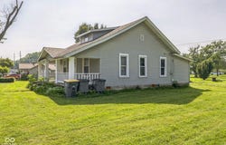 610 E 10th Street, Seymour, IN 47274