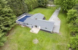 180 WESTFIELD Drive, HOBART, WI 54155