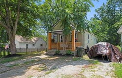 1213 Spruce Street, Leavenworth, KS 66048