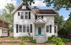 133 S Monroe Street, Stoughton, WI 53589