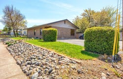 907 W Main Street, Medford, OR 97501
