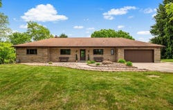 330 Center Grange Rd, Center Twp, PA 15061