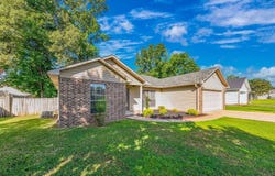 25 NEWCASTLE Drive, Cabot, AR 72023