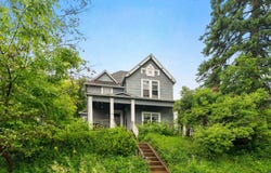 2101 E 1st St, Duluth, MN 55812