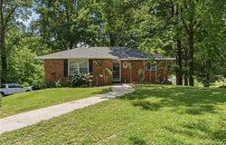 7 Country Club Terrace, Lexington, MO 64067
