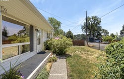 845 CORNELL Ave, Gladstone, OR 97027