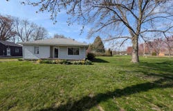 2603 S AVION Drive, Peoria, IL 61607