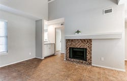 858 Creekside Drive, Lewisville, TX 75067
