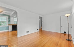 6504 CRESTWOOD, BALTIMORE, MD 21239