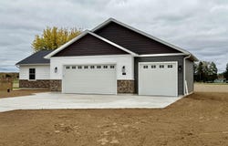 630 OAK STREET, Scandinavia, WI 54977
