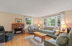 566 County Road, Pocasset, MA 02559