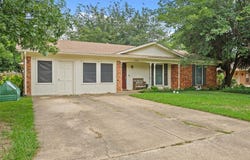2028 Bowling Green Street, Denton, TX 76201