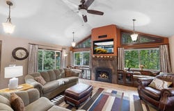 8827 W Heavenly View Ln, Coeur d Alene, ID 83814