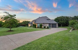 1090 Stone Trail Lane, Cross Roads, TX 76227