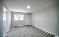 2217 W MARQUETTE Street, Peoria, IL 61605