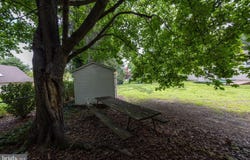 30 SUMMIT AVENUE, BERLIN, NJ 08009