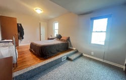 303 Sydelle Avenue, Kalamazoo, MI 49006