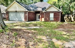 3166 Jackson Landing Rd, Picayune, MS 39466