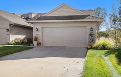 1670 E HARBOUR TOWNE CIRCLE, MUSKEGON, MI 49441