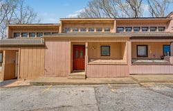 65 Davis Circle, Bella Vista, AR 72715
