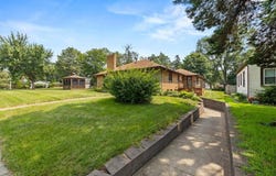 4201 40th Avenue N, Robbinsdale, MN 55422