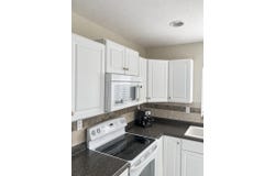 2100 NE 38th Street, Lighthouse Point, FL 33064