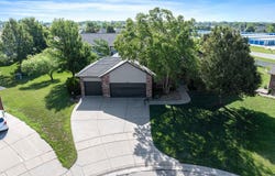 8213 E Old Mill Ct, Wichita, KS 67226