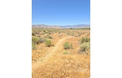 5593 Vista Grande, Weldon, CA 93283