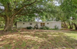 2360 Warrenton Road, Henderson, NC 27537