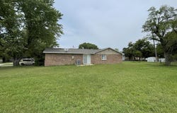 810 Money St, Augusta, KS 67010