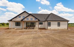 9966 E Farm Road 186, Rogersville, MO 65742