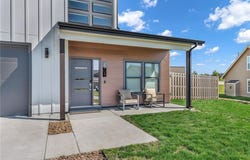 2704 Chasehire Drive, Lawrence, KS 66044
