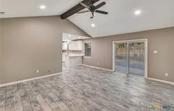 602 N Market Street, Hallettsville, TX 77964