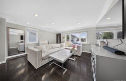 41 Catherine Avenue, Franklin Square, NY 11010
