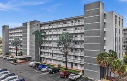 610 NE 12th Ave, Hallandale Beach, FL 33009
