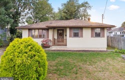 806 EDGEWATER Avenue, WESTVILLE, NJ 08093