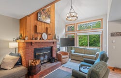 15B Snow Tree Lane, Dover, VT 05356