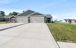 3190 E Buell Court, Columbia City, IN 46725