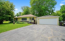 3009 Mary Lane, McHenry, IL 60050