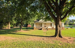 10 S Wood St, Charleston, AR 72933