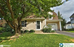 1862 Falcon Drive, Bethlehem City, PA 18017