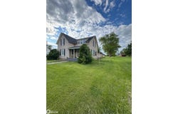 609 W North, Moravia, IA 52571