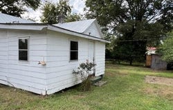 1020 Lehman Street, Henderson, NC 27536