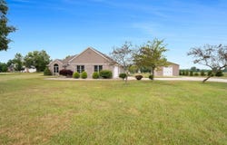 14002 Aboite Road, Roanoke, IN 46783