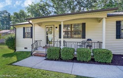 350 Lakeview Drive, Fairfield Glade, TN 38558