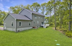 16 Indian Grass Cir, Tiverton, RI 02878